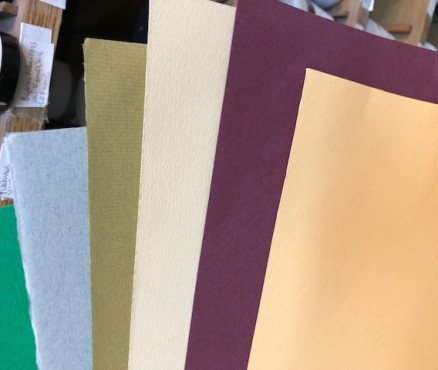 10 χρωματιστά χαρτιά Fabriano 70x100cm (πακέτο)
